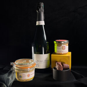 champagne, foie gras, confit d'oignons aux figues et truffes au chocolat noir.